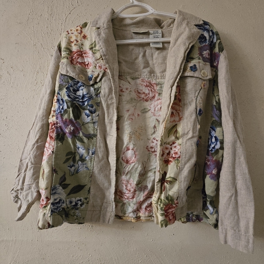 White Stag Floral Jacket with Beige Accents
